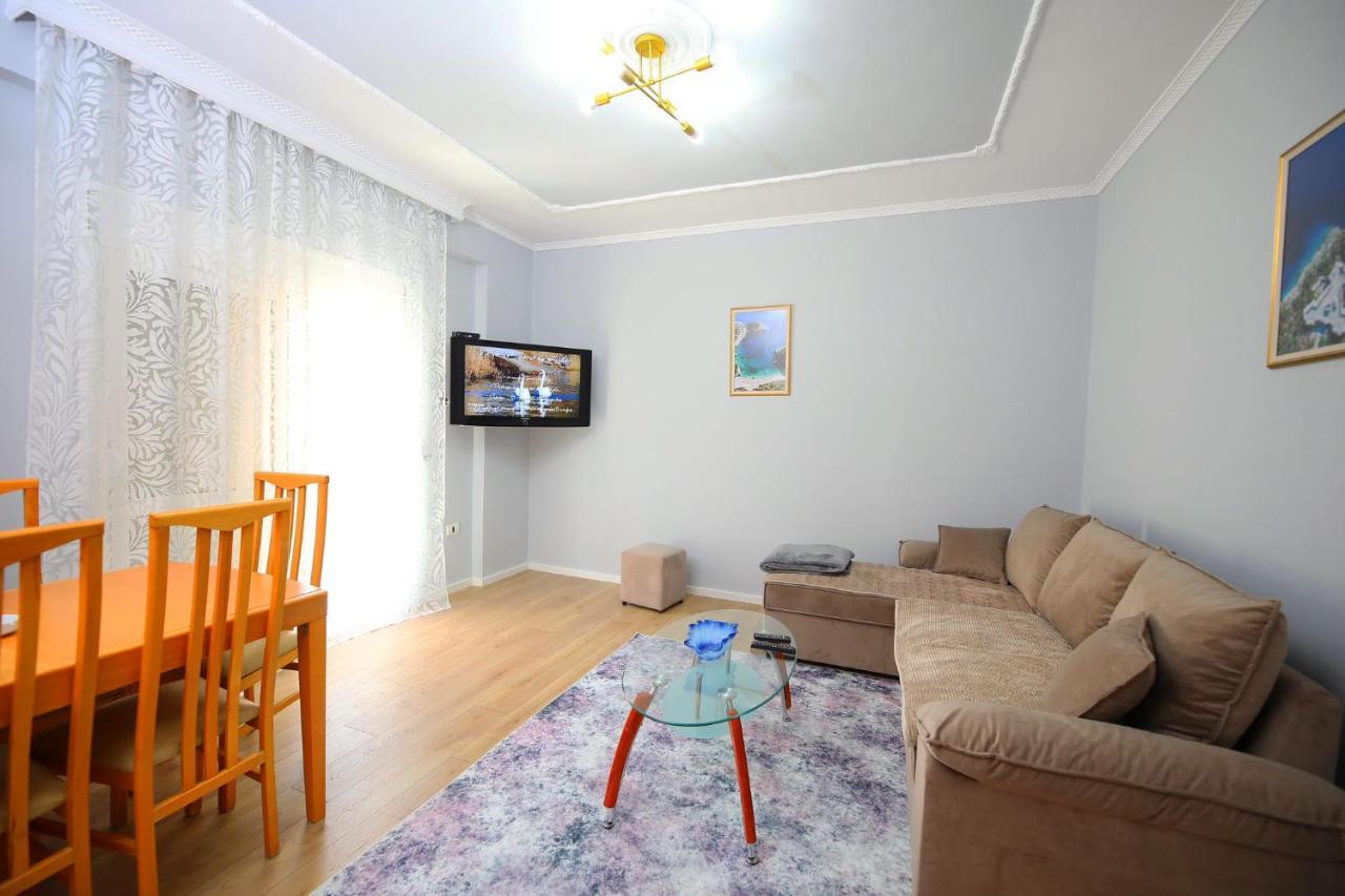 Arel's House * Vlorë