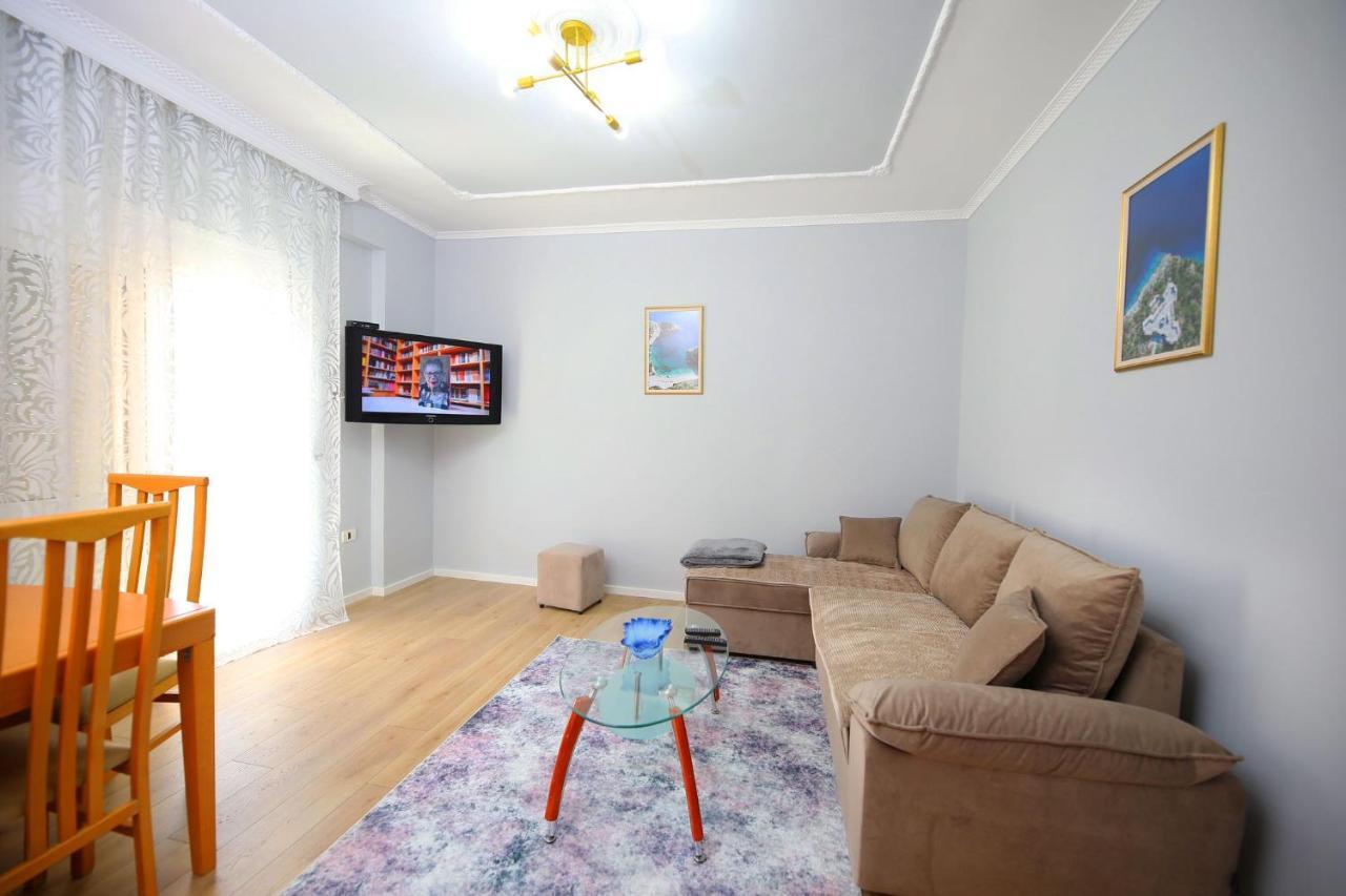 Leilighet Arel's House Vlorë